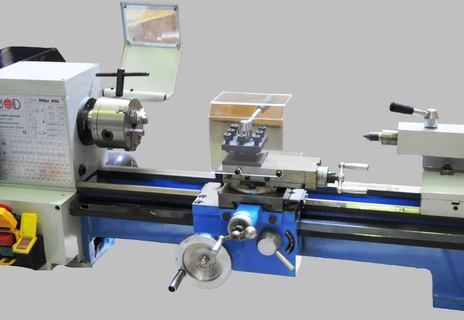 Токарный станок LAMS-02300