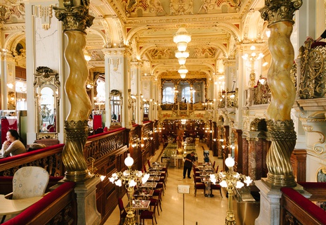 Уютное кафе